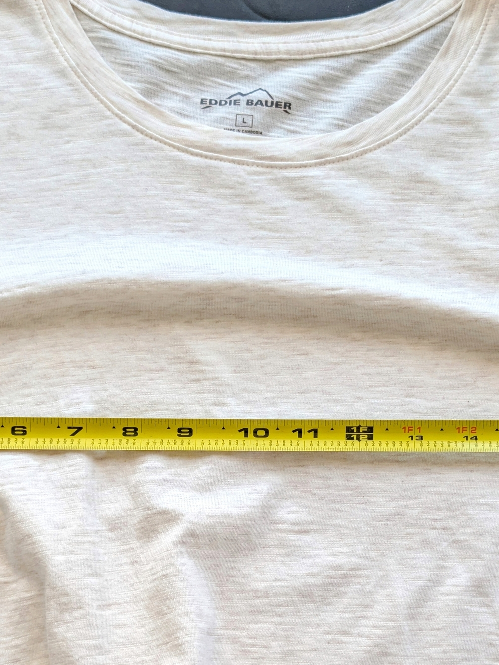 Eddie Bauer Women's Cream/Tan Everyday Short Sleeve Crewneck Tee - Picture 6 of 7